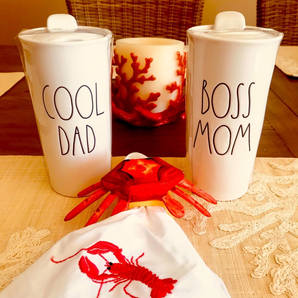 RAE DUNN travel mug set